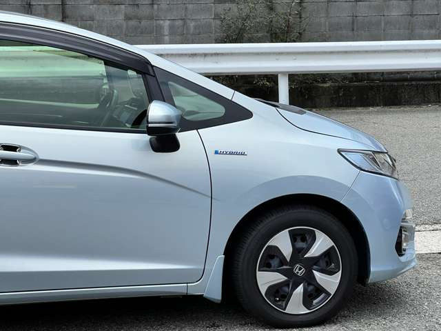 ���Ђ́A���q���܂̃j�[�Y�ɂ������o����悤�A�L�x�ȎԎ����葵���Ă���܂��B����芷���̍ۂ��A����A��낵�����肢�������܂��B