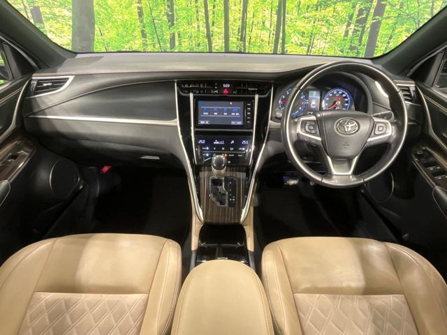 グループ総在庫台数約30,000台!全国の店舗の在庫のデリバリーも可能!その品揃えと品質に驚くこと間違いなし!【ネクステージストア】で今すぐ検索☆