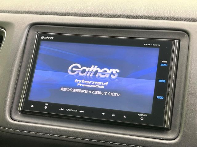 �y�����i�r�z�l�C�̏����i�r�𑕔����Ă���܂��B�i�r�̎g���₷���͂������A�I�[�f�B�I�@�\���[��!�L�����v�◷�s�͂������A�ʋ΂┃�����ȂǕ��i�̃h���C�u���y�����Ȃ�͂���