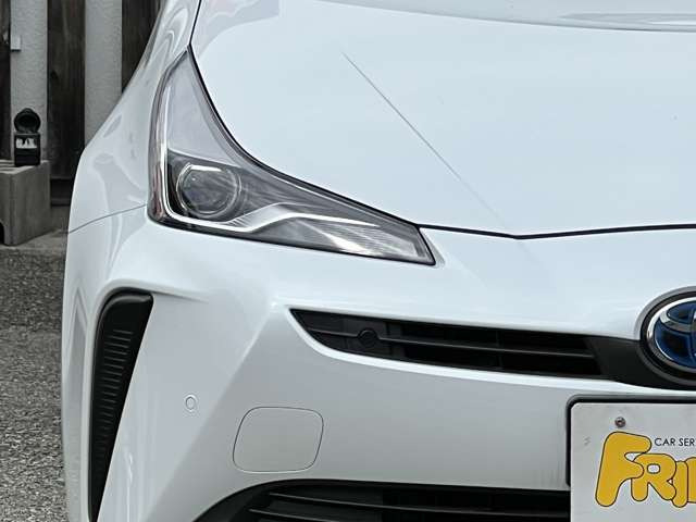 メンテナンスパックを同時加入していただくと、お得にオイル交換♪ お得に点検♪お得に車検♪まで整備工場、板金工場完備のフレンズに安心してお任せください!!