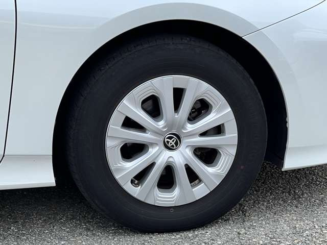 弊社は、お客さまのニーズにお応え出来るよう、豊富な車種を取り揃えております。お乗り換えの際も、是非、よろしくお願いいたします。