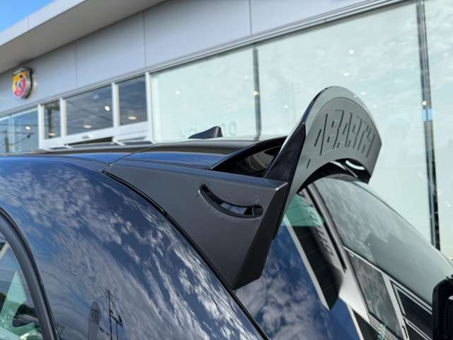 アバルト695エッセエッセ1.4