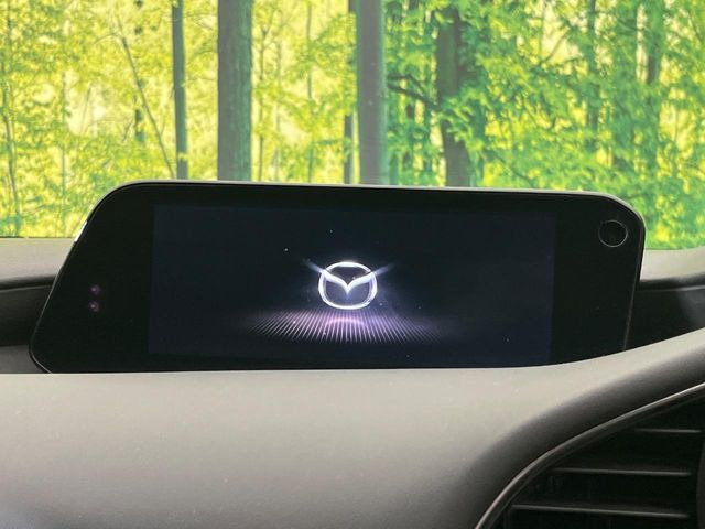 �y8.8�C���`�}�c�_�R�l�N�g�z�ԓ��̕��͋C�Ƀ}�b�`������^�̃f�B�X�v���C�B�X�}�z�ڑ��ł̃i�r�g�p��Bluetooth�Đ����A�l�X�ȋ@�\���y���߂܂��B�����I�ȃ_�C�������삪�\�ŁA�g��������ǍD�ł��B