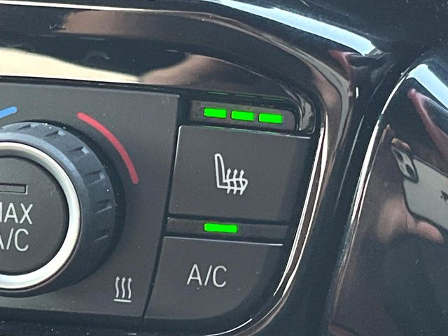 �y�V�[�g�q�[�^�[�z�������ɏd�󂷂�V�[�g�q�[�^�[!�G�A�R����葁�����܂��Ă����̂Ŋ�����̐l�����S�ł��ˁ�G�A�R���̉����͊������邩����A�Ƃ������ɂ����������߂ł��B