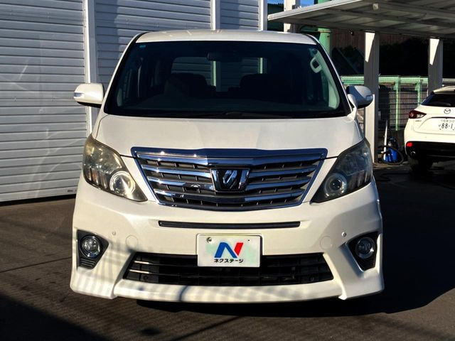 ★快適なカーライフをお過ごしいただくため、修復歴車は販売いたしません。そのため入庫後に徹底的にチェックし、クリアしたクルマのみを店頭に展示しております。