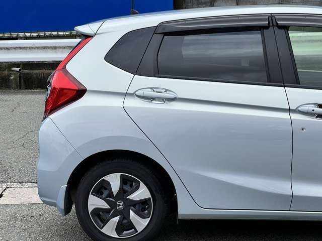 ���Ђ́A���q���܂̃j�[�Y�ɂ������o����悤�A�L�x�ȎԎ����葵���Ă���܂��B����芷���̍ۂ��A����A��낵�����肢�������܂��B