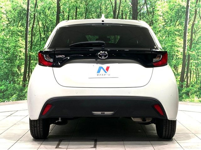 安心の最長10年・走行無制限保証(有償)をご用意。保証内容も充実はもちろん、無料点検&オイル交換や、年中無休の全国・24時間ロードサービスも付帯されておりますのでご安心下さい。