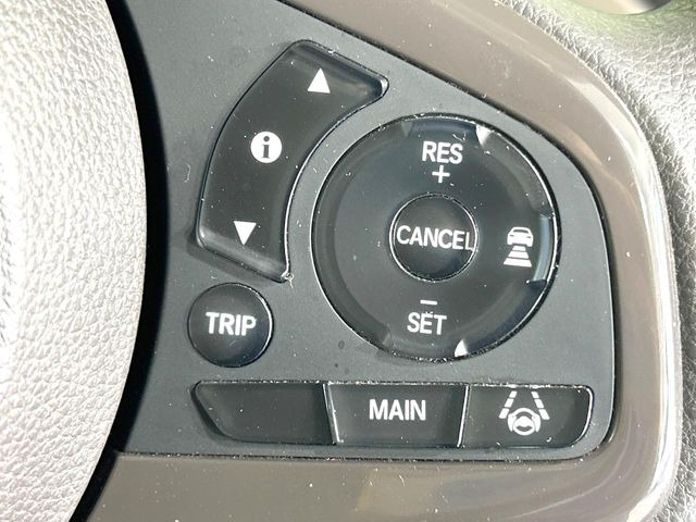 �y�A�_�v�e�B�u�N���[�Y�R���g���[���z�������H�ł̒��������s���y��!!�����ő��x��ۂN���[�Y�R���g���[�����A�Փˌy���V�X�e���ƘA�g���A�O���̎ԗ������m���ĎԊԂ�ۂ悤�ɑ��x���߂��Ă���܂�!!