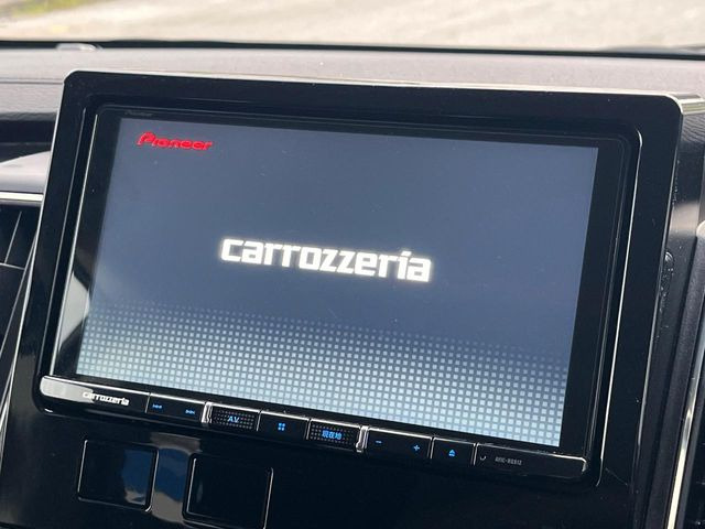 �y�i�r�Q�[�V�����z�g���₷���i�r�ŖړI�n�܂ł�������ē����Ă���܂��B�e��I�[�f�B�I�Đ��@�\���[�����Ă���A���Ԃ̉^�]������Ɋy�����Ȃ�܂�!!