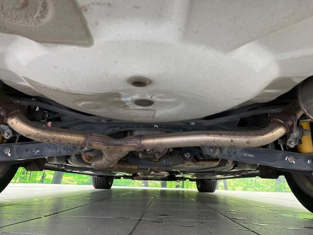 下回りがきれいなうちに、防錆加工の施工がオススメ。降雪地域はもちろん、沿岸部にお住いの方や、趣味でマリン・ウィンタースポーツをされる方にご好評いただいております。