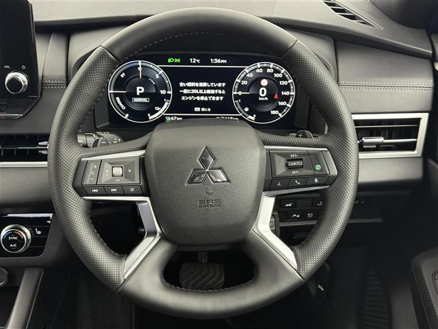 アウトランダーPHEV2.4 ブラック エディション 4WD