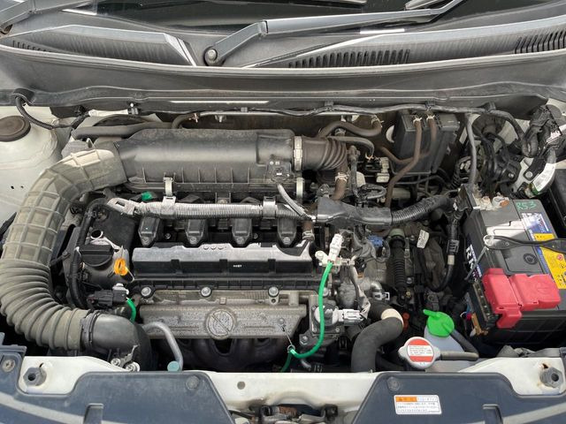 親切・丁寧な専門メカニックスタッフが応対!・車検・点検整備・事故等の修理などアフターサービスも安心。お車のカスタマイズもネクステージのサービススタッフまでご相談ください!