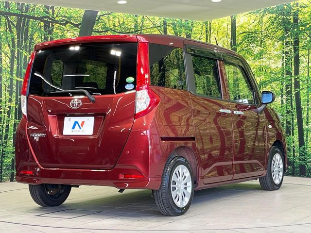 ☆全国のネクステージからお取り寄せが可能※!遠方の店舗に展示してあるクルマが気になる場合も、最寄りの店舗でご覧いただくことが可能です!是非私たちに要望をお聞かせください!※別途費用