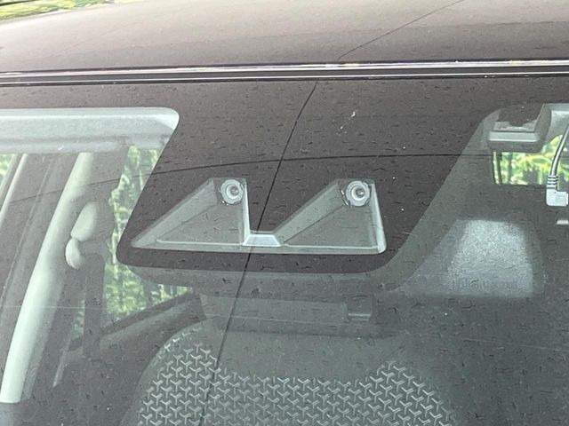 �y�X�}�[�g�A�V�X�g�z���s���ɑO���̎ԗ�����F�����A�Փ˂������Ȏ��͌x��ƃu���[�L�ŏՓˉ���Ɣ�Q�y�����A�V�X�g�B�����S�Ƀh���C�u�����y���݂��������܂��B