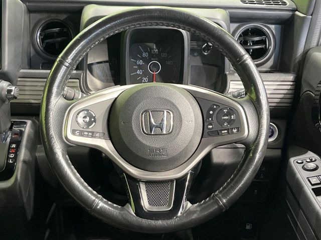 �y�����v�����X�e�A�����O�z�㎿�Ȋv���g�p���邱�ƂŁA��ɂ����������݂ƂĂ��^�]���₷���n���h���ł���