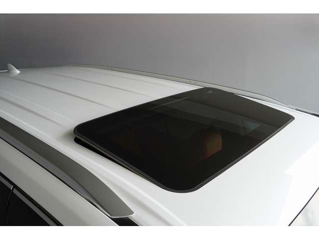 LX600 エグゼクティブ 4WD