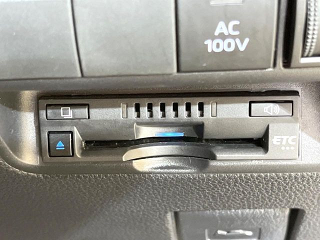 【ETC】高速道路の料金所をストレスなく通過!話題のスポットやサービスエリアに多い「スマートIC」利用時は必須のアイテムです。当店でセットアップを実施、ご納車当日からすぐにご利用いただけます!