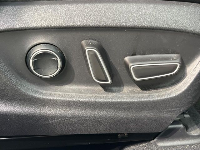 �y�p���[�V�[�g�z�X�C�b�`��ŊȒP�ɃV�[�g�̔��������\!�d��������͂�����܂���!���K�ȃV�[�g�|�W�V�����ɃZ�b�g���āA���K�ȃh���C�u�����y���݂��������B