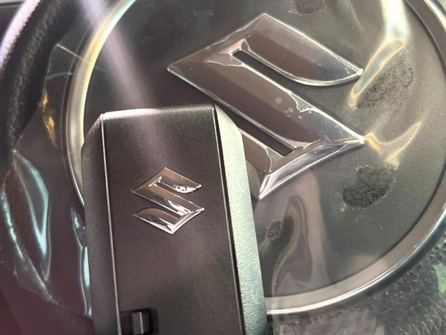 �y�L�[���X�X�^�[�g�V�X�e���z�J�o����|�P�b�g�ɓ��ꂽ�܂܂ł��h�A�̎{���E�������\�ȃX�}�[�g�L�[�𑕔��B�G���W���̃I���E�I�t�����J�M�����o���K�v����������Ƃ��Ă��֗��ł���