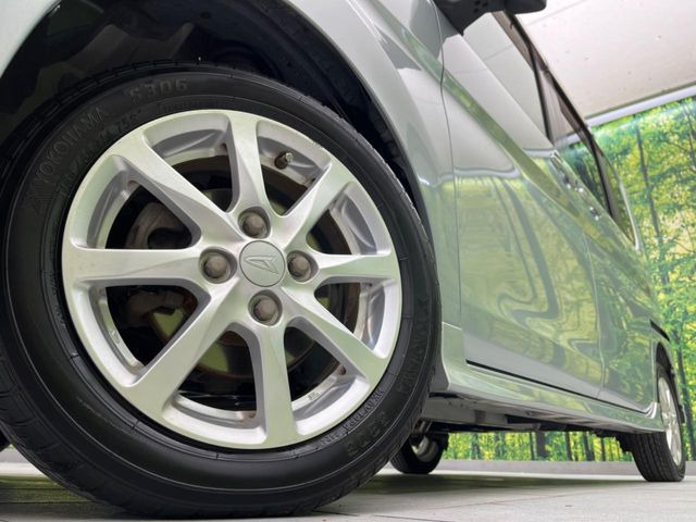 �y����14�C���`�A���~�z�C�[���z�O�ςɃ}�b�`���������A���~�z�C�[���𑕒����Ă���܂��B�e��ЊO�A���~�z�C�[����A�X�^�b�h���X�^�C�����戵�����Ă���܂��B���񂲑��k����������