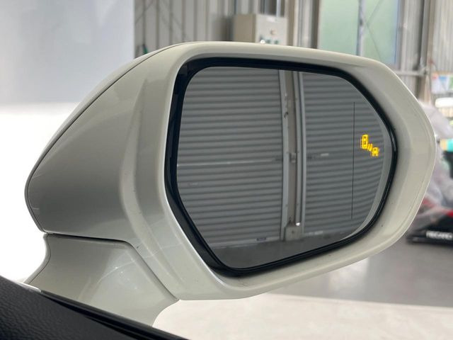 �y�u���C���h�X�|�b�g���j�^�[�z���s���A�h�A�~���[�̎��p�ɂȂ�₷���ӏ��Ɍ㑱�Ԃ��ڋ߂���ƃT�C�h�~���[�̃����Y�Ɍx����\��!�h���C�o�[�ɒ��ӊ��N�����Ă���܂��B