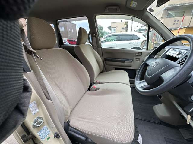 ���̋Ǝ҂ɂ������ې􂢁A�V�[�g�̃^�o�R�Ȃǂɂ��R�Q���̃��y�A��(�L��)�������Ă���܂��B