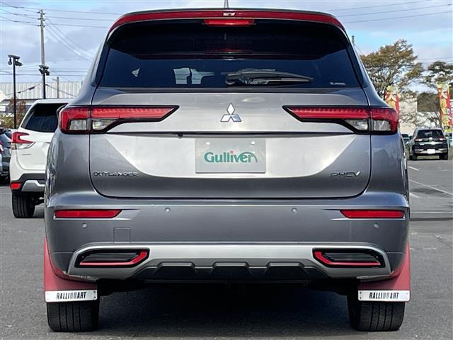 アウトランダーPHEV 2.4 P 4WD