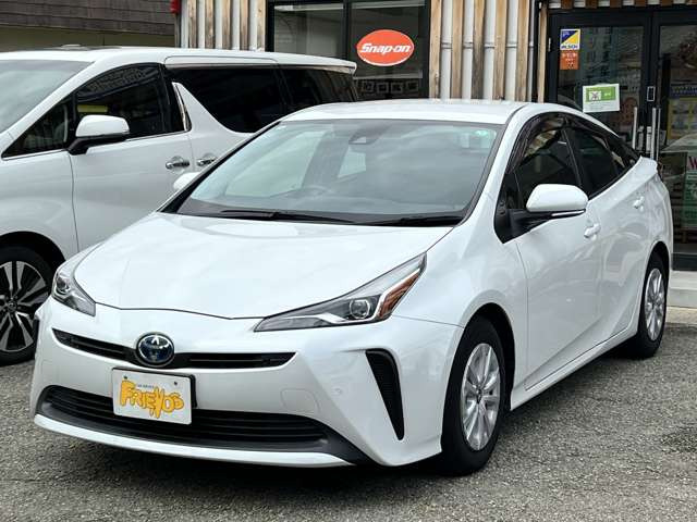 当店は兵庫県にある『ハイブリッドコンパクトカー専門店』です!県外のお客様も大歓迎です♪全国に納車可能ですので、お気軽にお問合せください!!