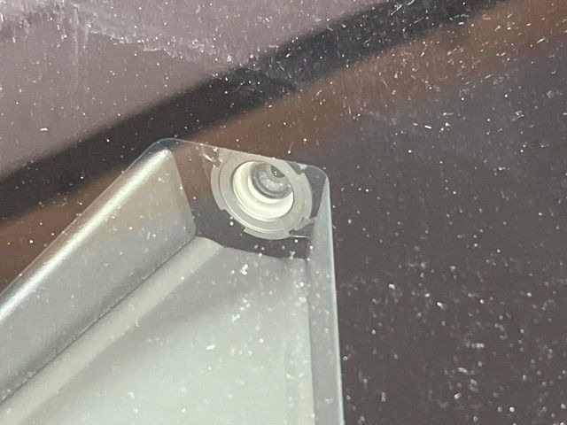 �y�X�}�[�g�A�V�X�g�z���s���ɑO���̎ԗ�����F�����A�Փ˂������Ȏ��͌x��ƃu���[�L�ŏՓˉ���Ɣ�Q�y�����A�V�X�g�B�����S�Ƀh���C�u�����y���݂��������܂��B