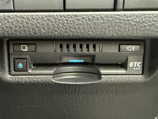 こだわりがあってなかなか気に入ったお車がないそこのお客様!全国のオークションからピッタリの1台を探すことが可能です。ぜひ一度お問い合わせください。