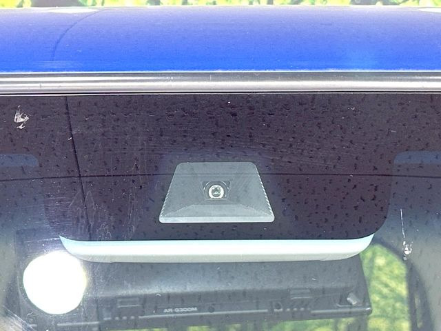 �y�z���_�Z���V���O�z���s���ɑO���̎ԗ�����F�����A�Փ˂������Ȏ��͌x��ƃu���[�L�ŏՓˉ���Ɣ�Q�y�����A�V�X�g�B�����S�Ƀh���C�u�����y���݂��������܂��B