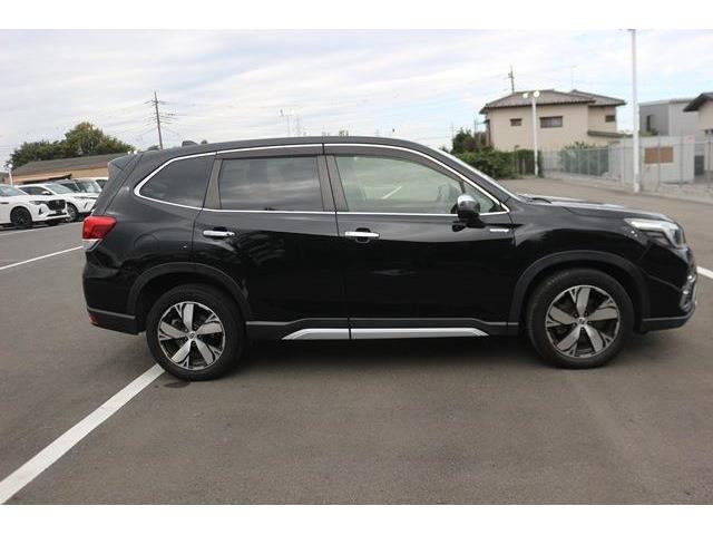 ���Ǝҗl�ւ̔̔��͂��f�肳���Ă��������܂��B �Ԍ������ԗ��̏ꍇ�́A�Ԍ����擾�������x�������z�ŕ\�����Ă���܂��B