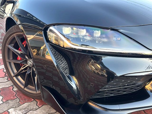 �yLED�w�b�h���C�g�z���V����ԑ��s�����ǍD�Ȏ��E���m�ۂ����S���ĉ^�]�ł��鍂�P�xLED�w�b�h���C�g�𑕔�!�_�����x�������A����d�͂��}�����Ă��܂��B