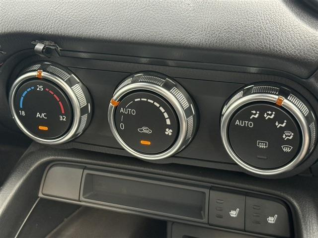 こだわりがあってなかなか気に入ったお車がないそこのお客様!全国のオークションからピッタリの1台を探すことが可能です。ぜひ一度お問い合わせください。