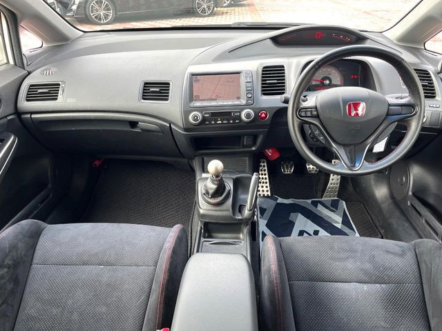 �O���[�v���݌ɐ���30,000��!!�S���̌n��X���烁�[�J�[�E�Ԏ��킸���Љ�o����̂ŁA���Ȃ��Ƀs�b�^���̂��Ԃ�������͂��ł���܂��͂��₢���킹��������