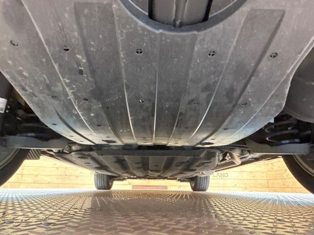 下回りがきれいなうちに、防錆加工の施工がオススメ。降雪地域はもちろん、沿岸部にお住いの方や、趣味でマリン・ウィンタースポーツをされる方にご好評いただいております。