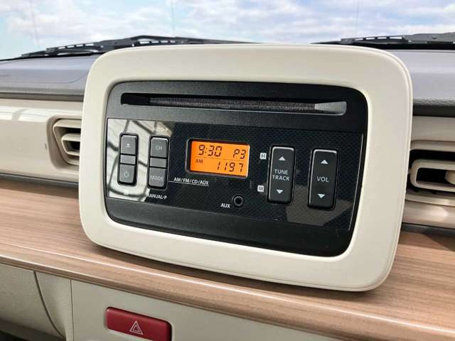 【ウィルス対策】当店のお車は全車に車内消臭・抗菌コーティングを行っております!プロのスタッフが1台1台丁寧すみずみまで綺麗にしてお客様のお手元にお渡しいたします。