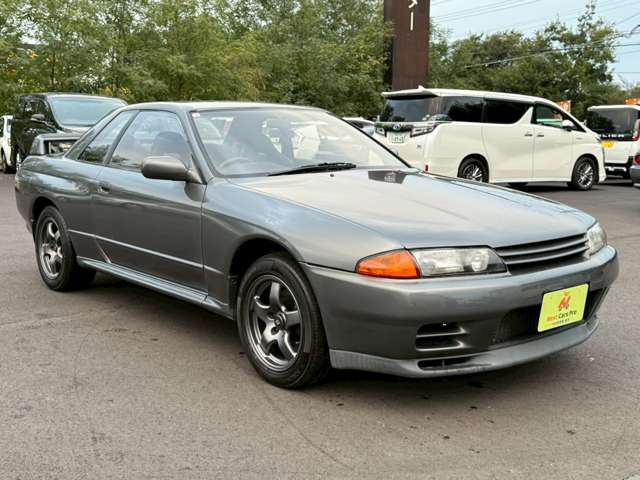 支払方法は現金(振込)、オートローンからお選び頂けます。ローン審査に自信がないお客様もお気軽にお問合せ下さい。審査に自信がありますので他社様に断られたお客様でも販売させて頂いた実績も多数ございます。