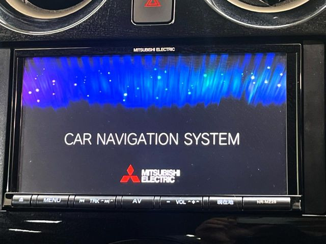 �y�i�r�Q�[�V�����z�g���₷���i�r�ŖړI�n�܂ł�������ē����Ă���܂��B�e��I�[�f�B�I�Đ��@�\���[�����Ă���A���Ԃ̉^�]������Ɋy�����Ȃ�܂�!!