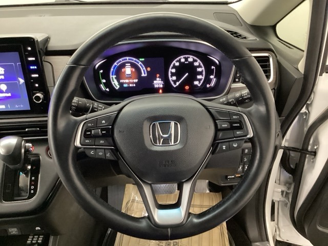 オデッセイ2.0 e:HEV アブソルート EX