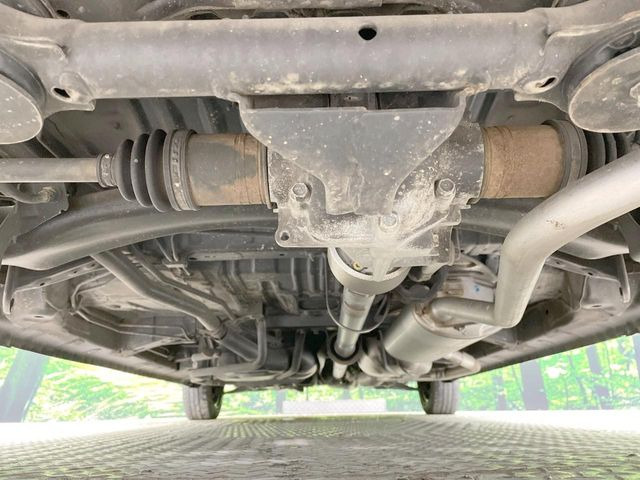 下回りがきれいなうちに、防錆加工の施工がオススメ。降雪地域はもちろん、沿岸部にお住いの方や、趣味でマリン・ウィンタースポーツをされる方にご好評いただいております。