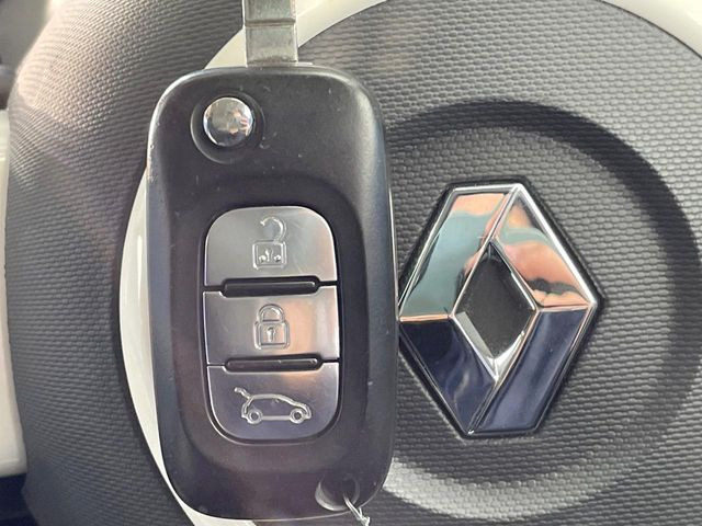 ���L�[���X�L�[:�X�}�[�g�L�[�����y���Ă��������ł��G���W���n�����ɃL�[���񂷓�����D�܂����������������l�C���������܂��B