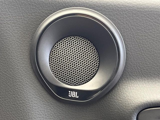 �yJBL�T�E���h�V�X�e���t�������i�r�z���x�ȃ`���[�j���O�\�͂����ڂ���Ă���A�������ȉ��y�����y���݂��������܂���