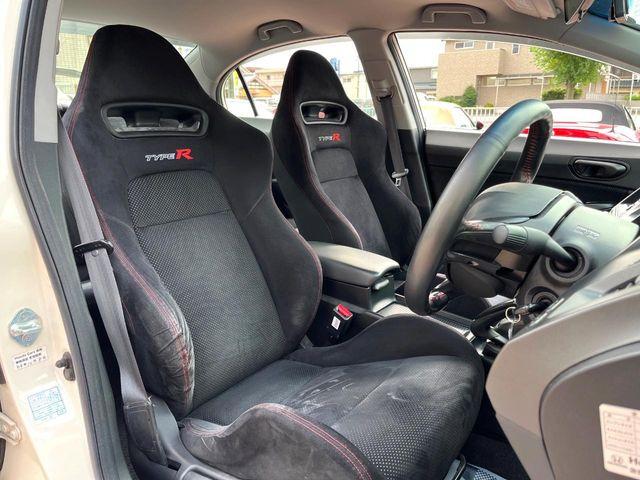 �y��p�X�|�[�c�V�[�g�z�z�[���h���ɗD��A�J�[�u���̑̂������}�����Ă���܂��B�܂��A�̂Ƀt�B�b�g���邩�獘��w�������ɂ����A�����O�h���C�u�⍂�����s�ł����K�ɂ��߂������������܂���