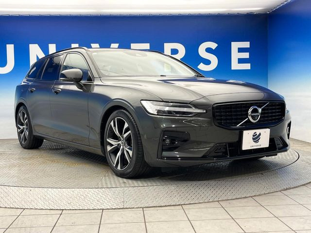 ●無料付帯の保証の他、安心の最長3年・走行無制限保証(有償)をご用意。輸入車を安心してお楽しみいただける様、保証内容も充実はもちろん、無料点検&オイル交換やロードサービスも付帯しております。