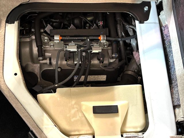 親切・丁寧な専門メカニックスタッフが応対!・車検・点検整備・事故等の修理などアフターサービスも安心。お車のカスタマイズもネクステージのサービススタッフまでご相談ください!