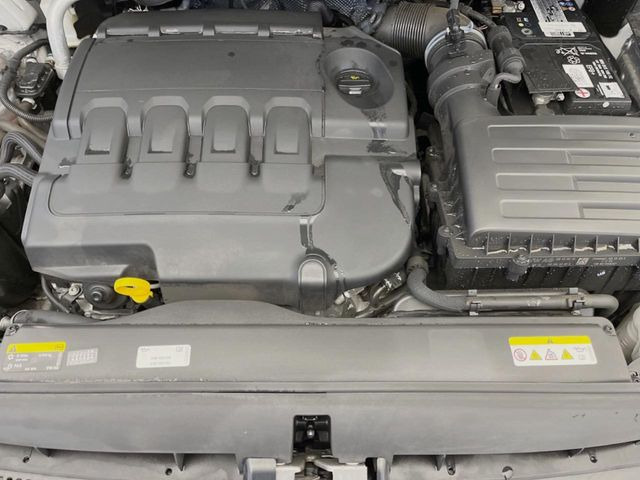 ●当店では、各メーカーの専用診断テスターを導入。国家資格を持つテクニカルスタッフも常駐しておりますので、万が一の際にも安心してご利用いただけます。