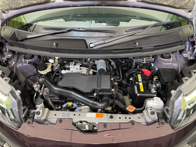 親切・丁寧な専門メカニックスタッフが応対!・車検・点検整備・事故等の修理などアフターサービスも安心。お車のカスタマイズもネクステージのサービススタッフまでご相談ください!