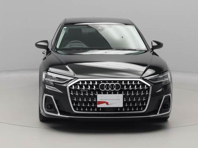 A860 TFSI e クワトロ 4WD