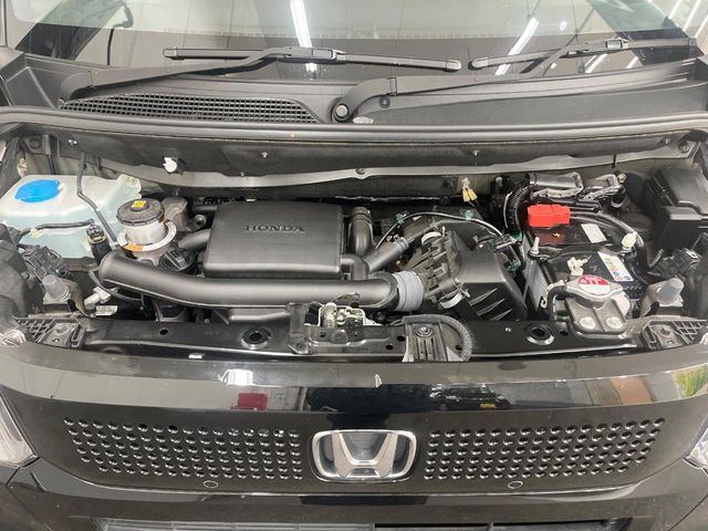 親切・丁寧な専門メカニックスタッフが応対!・車検・点検整備・事故等の修理などアフターサービスも安心。お車のカスタマイズもネクステージのサービススタッフまでご相談ください!